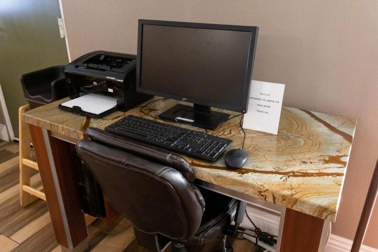 Quality Inn Sacramento Convention Center Екстер'єр фото