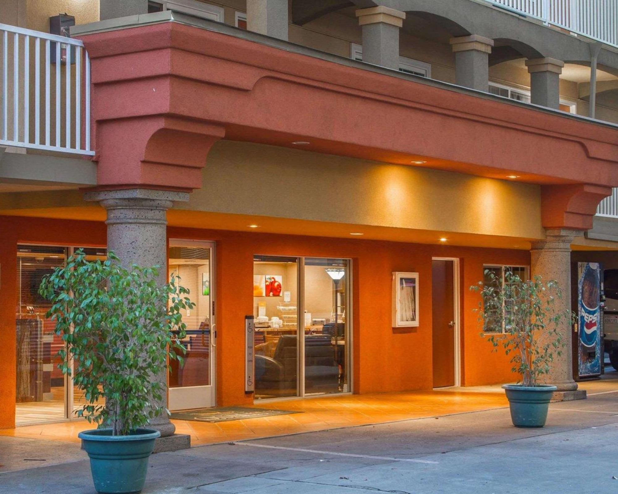 Quality Inn Sacramento Convention Center Екстер'єр фото