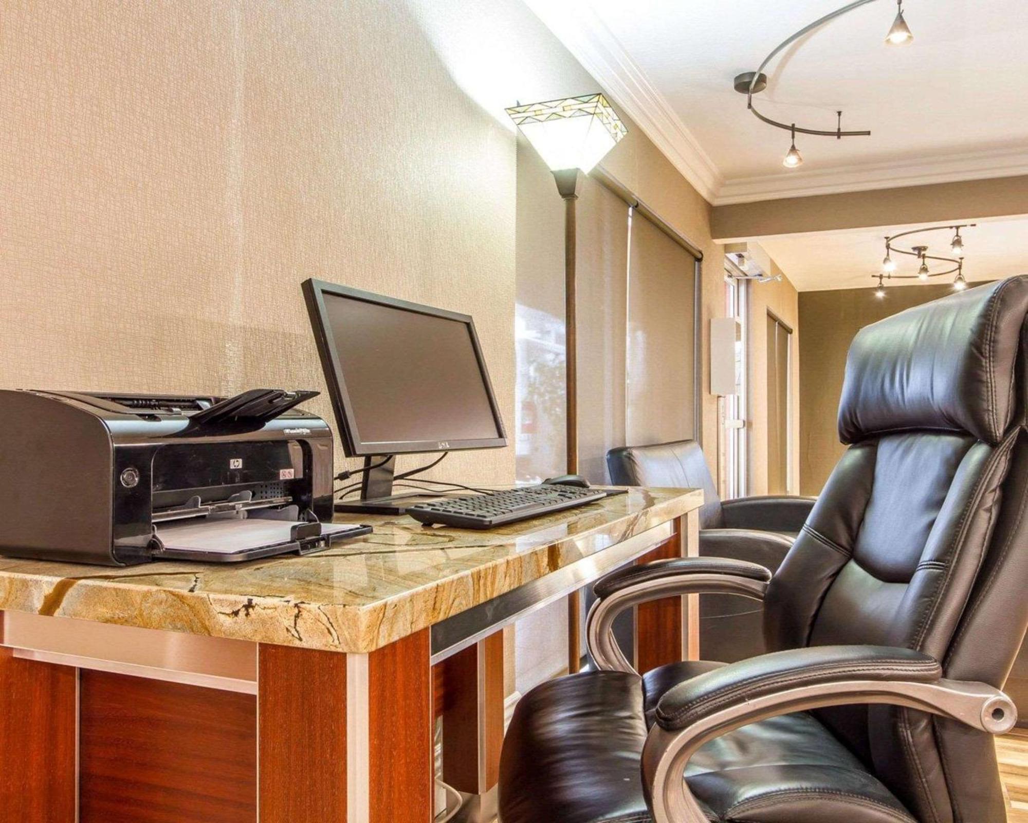 Quality Inn Sacramento Convention Center Екстер'єр фото