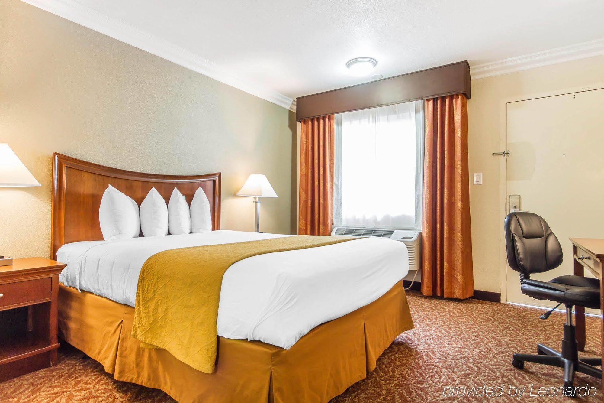 Quality Inn Sacramento Convention Center Екстер'єр фото